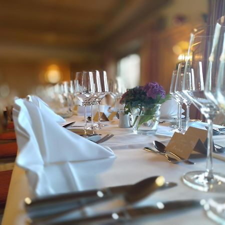 Hotel Zur Waldbahn ツヴィーゼル エクステリア 写真
