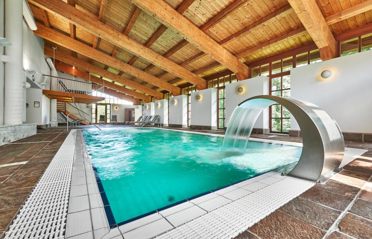 Hotel Zur Waldbahn ツヴィーゼル エクステリア 写真