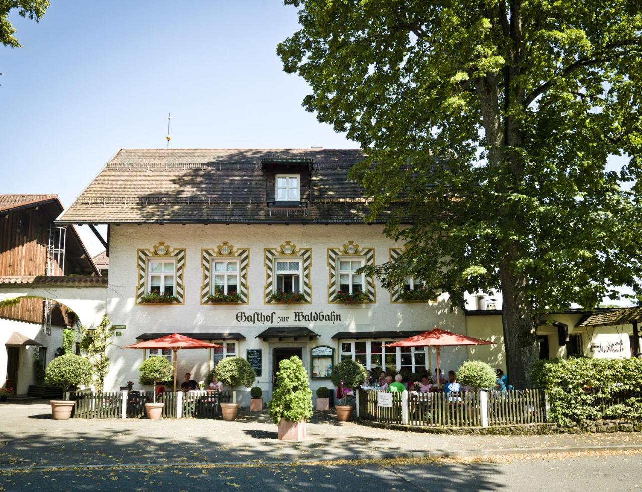 Hotel Zur Waldbahn ツヴィーゼル エクステリア 写真