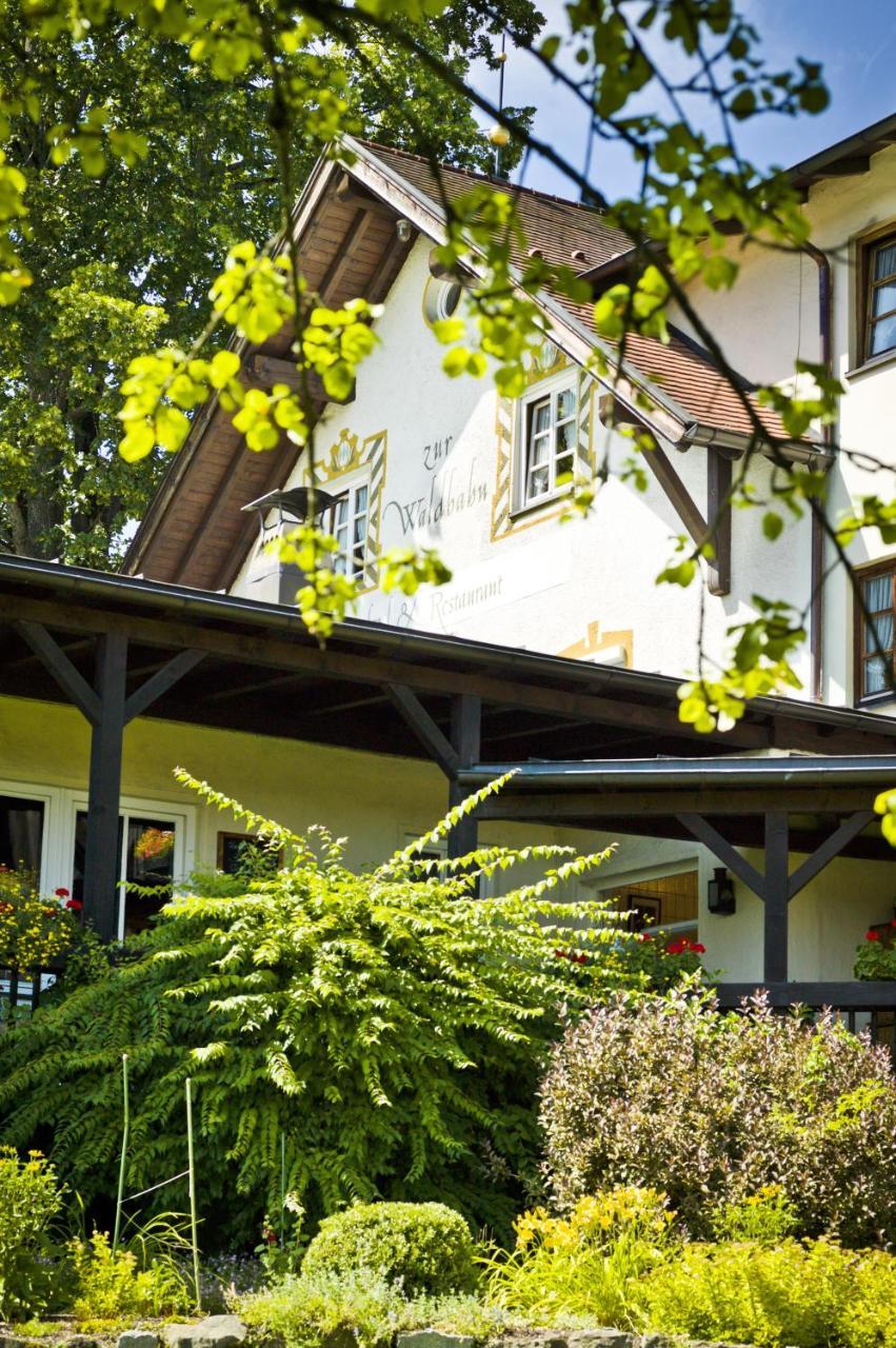Hotel Zur Waldbahn ツヴィーゼル エクステリア 写真